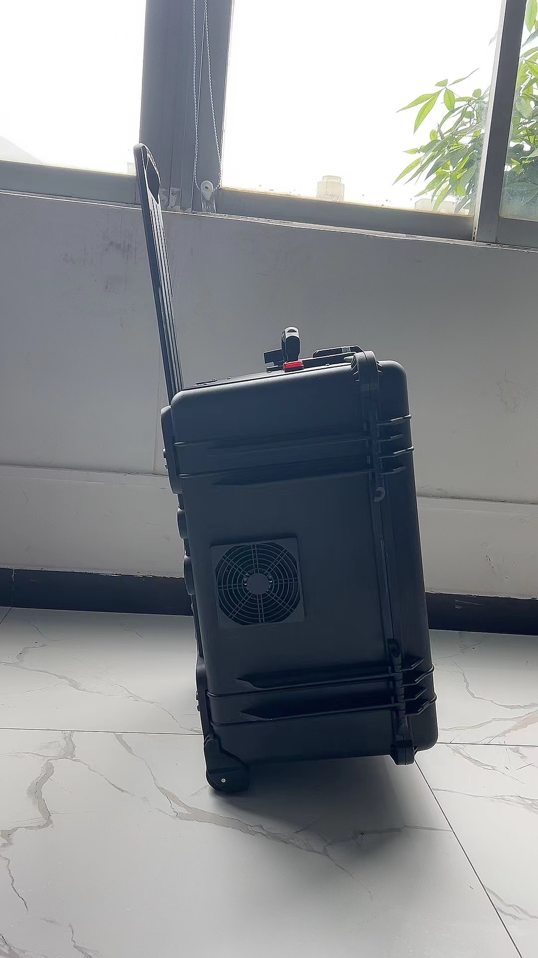 碌曲手拉箱型移动通信干扰器